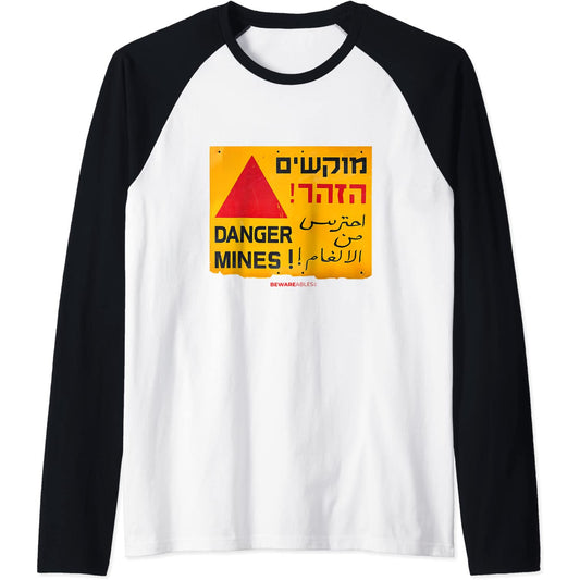 Las minas terrestres de peligro firman en Inglés, hebreo y Raglan T-Shirt