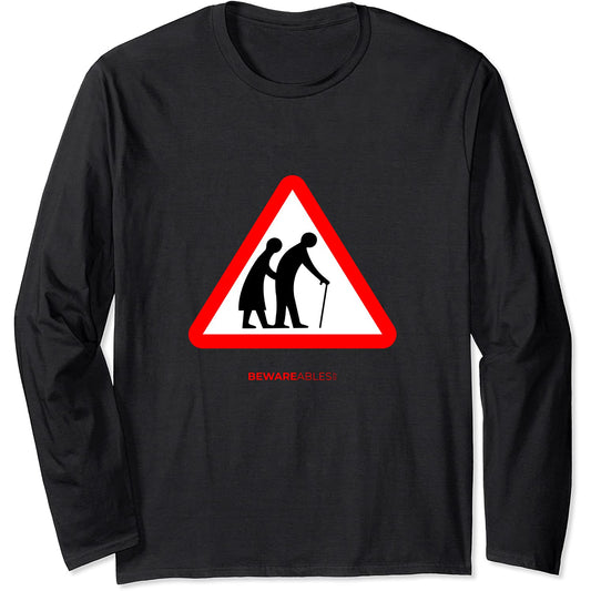 Personas mayores cruzando a los ancianos signo divertido Long Sleeve T-Shirt